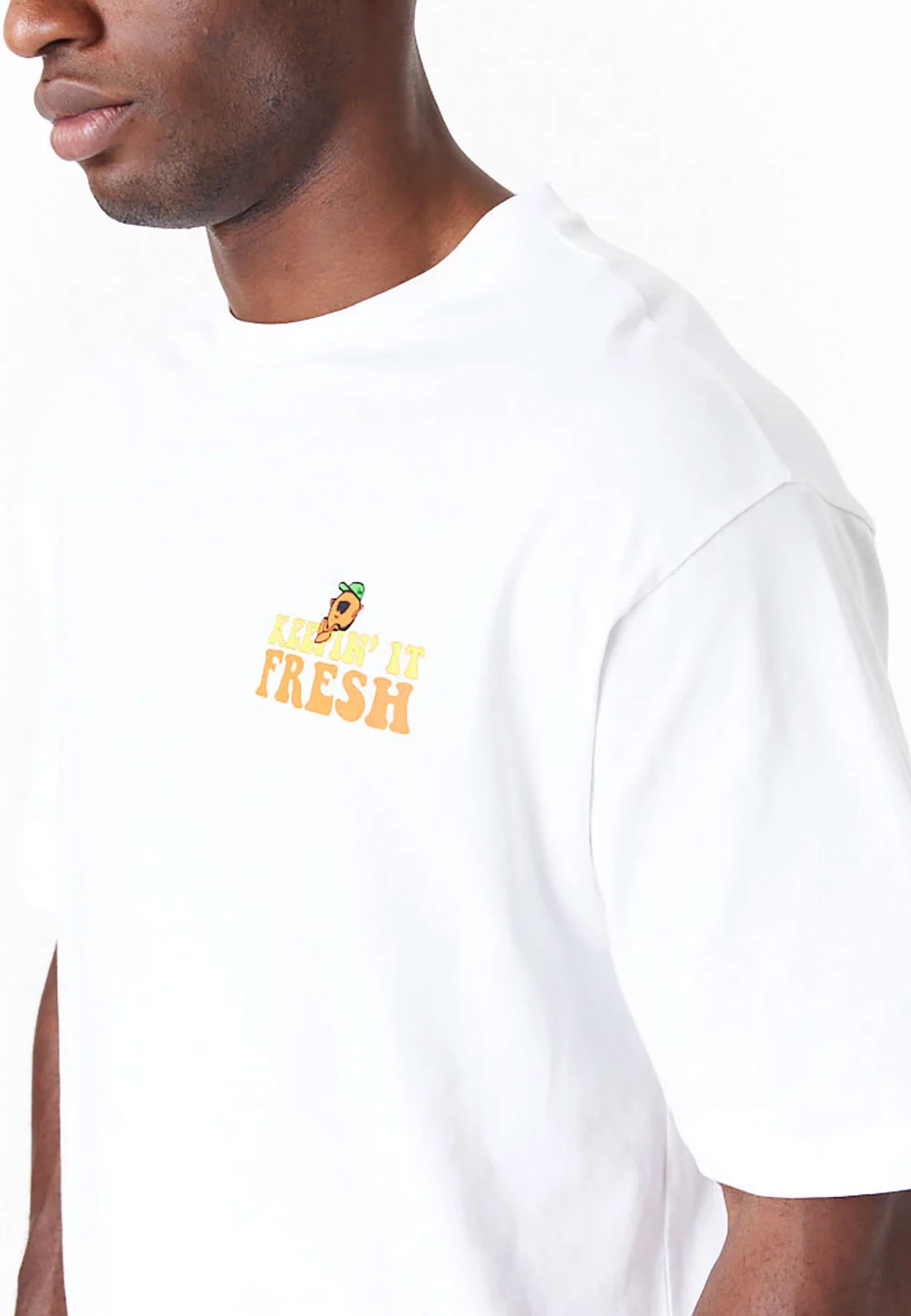 New Era T-shirt - Oversize Fruit Graphic Tee-White