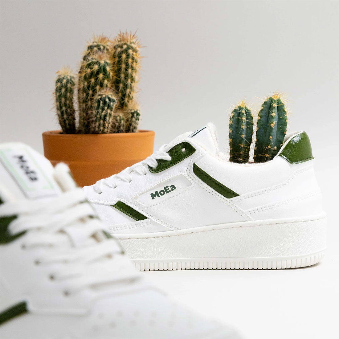 MoEa Low Shoes - Gen 1 Cactus-White