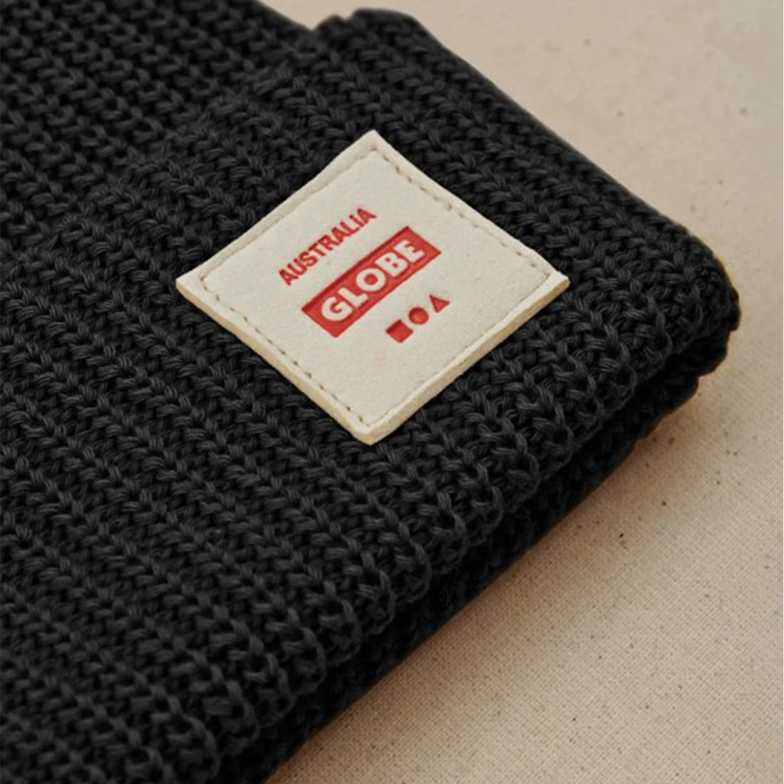 Sustain Beanie -Black